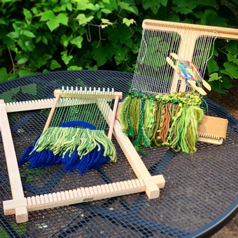 diy frame weaving mat for the homeless